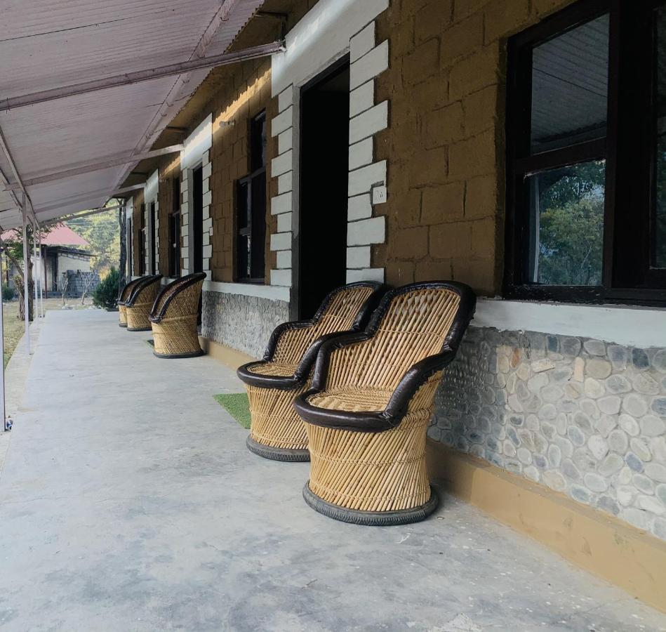 Aura Wildlife Camp And Resorts Marchula Buitenkant foto