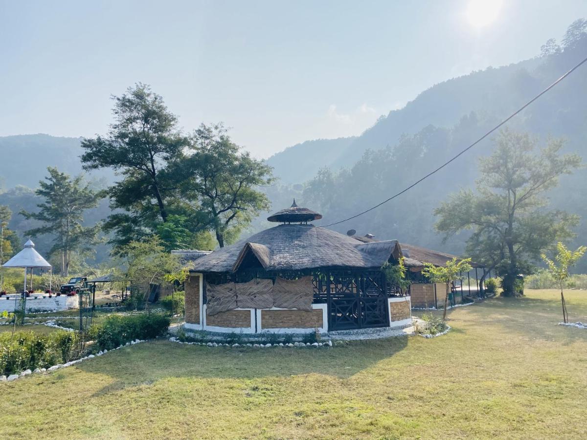 Aura Wildlife Camp And Resorts Marchula Buitenkant foto